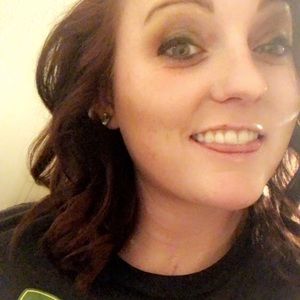 Meet your Posher, Rhnea